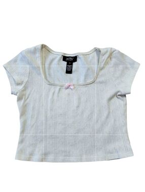 JUST POLLY BOW POINTELLE SHORT SLEEVE BABY TEE. CREAM/MEDIUM